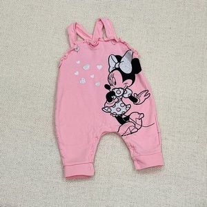 Baby girl clothes. Jumper/Overalls. 3-6 months. Disney baby.